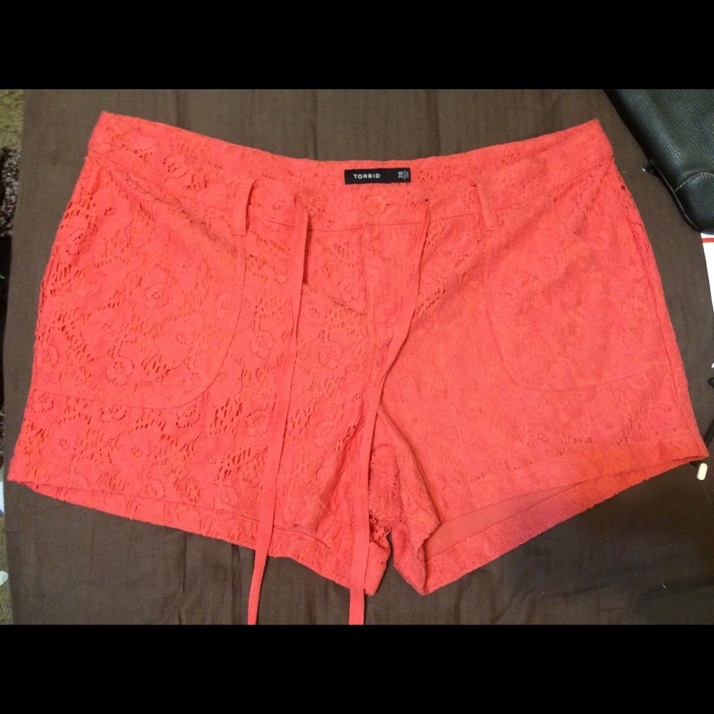 NWT! TORRID LACE SIZE 20 DRAWSTRING SHORTS